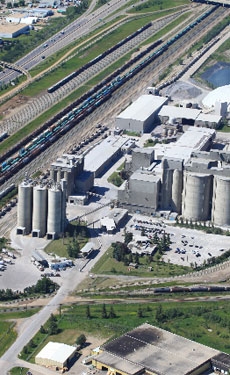 Mitsubishi Heavy Industries installs carbon capture pilot system at Heidelberg Materials North America’s Edmonton cement plant