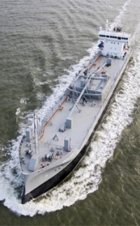 Ferus Smit delivers world's 1st LNG-powered cement tanker
