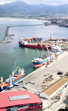 Holcim El-Djazaïr exports cement from Béjaïa