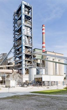 Lafarge Canada secures government funding for Exshaw cement plant carbon capture installation