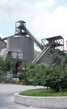 Silo fault spills 250t of cement at INC Villeta plant