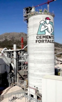 Cementos Fortaleza building grinding plant in Merida