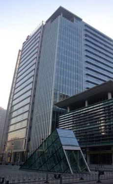 China National Building Materials anticipates first-half loss