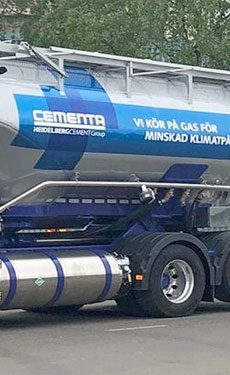 Cementa uses gas-powered truck for bulk cement deliveries