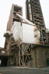 Installed in 2012, the new semi-dust SCR from Scheuch is currently under test. It is partially installed in the old Kiln No. 8 preheater tower.