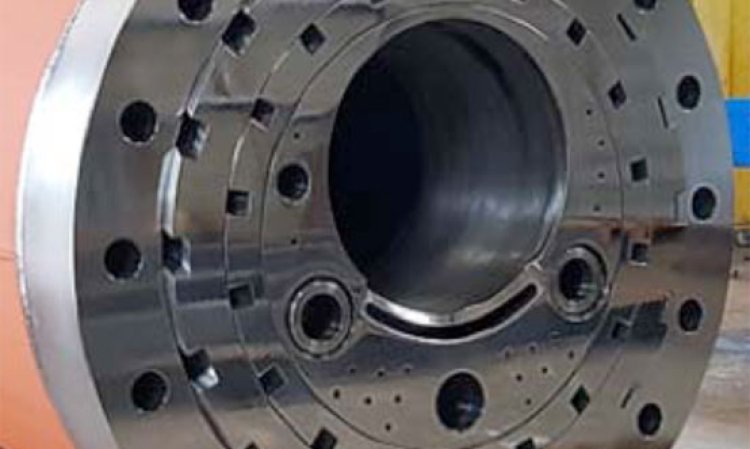 An adaptable Dynamis burner for 100% natural gas or 100% finely-ground pecan and peanut shells at the Cemex Clinchfield plant in Georgia, US.