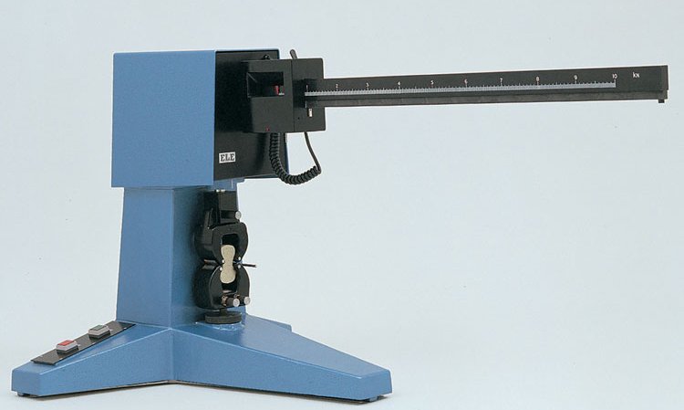 A 10kN tensile flexile machine.
