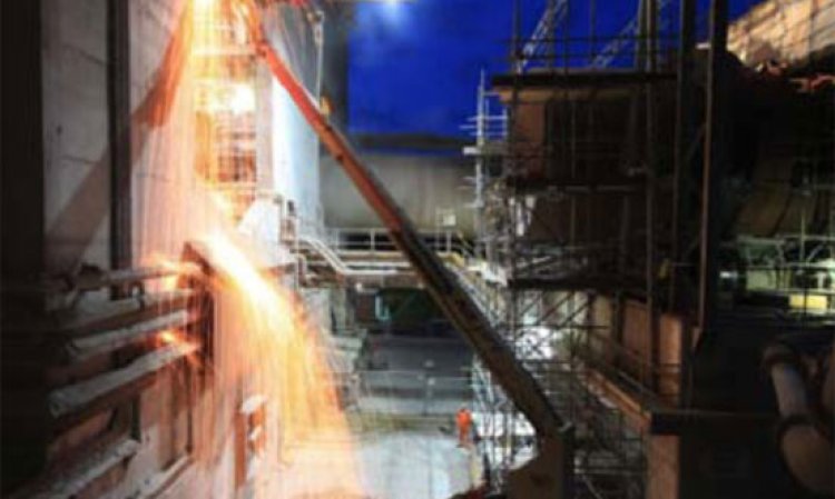 Removal of the old kiln inlet section ahead of the KHD inlet section installation.