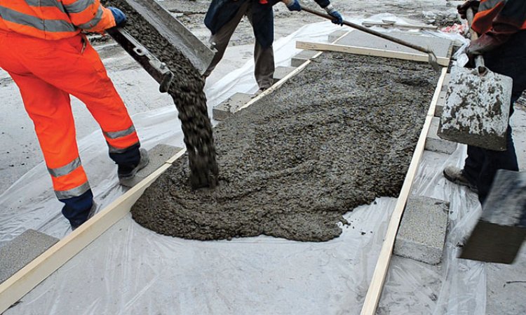 Demonstration pour of Cemex’s Vertua net-zero CO2 concrete, now being launched across the world.Source: Cemex.