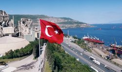 Nuh Çimento and its port are bisected by a major highway.